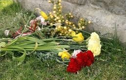 graveside flowers2